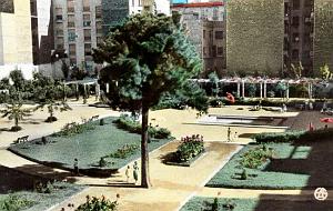 FM j- 02- Square la roseraie